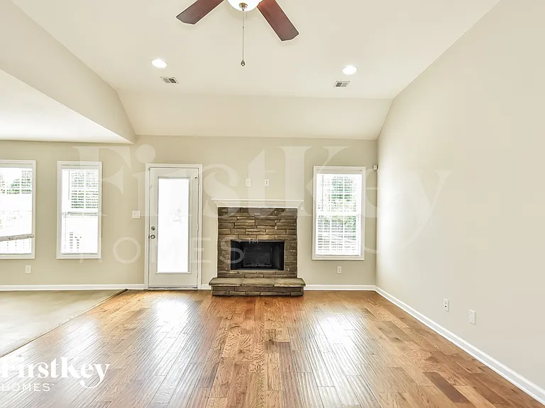 3435 Oconnor Ln — Photo 3