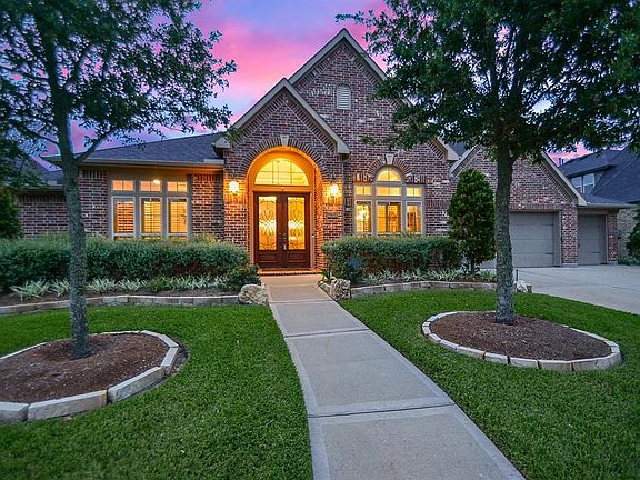 2nd image of 27814 Eastonwood Ct