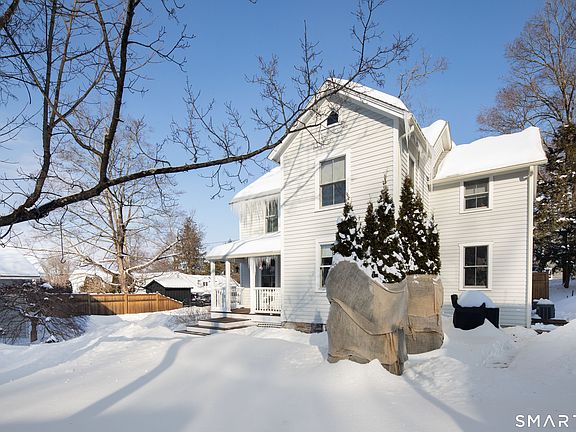 3rd image of 16 Upper Main Street