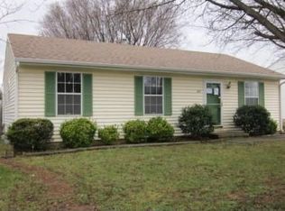 807 Orlando Ct, Roanoke, VA 24019