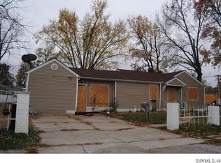 5402 Avon Pl, East Saint Louis, IL