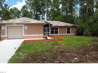 103 Oasis Ct, Lehigh Acres, FL 33974