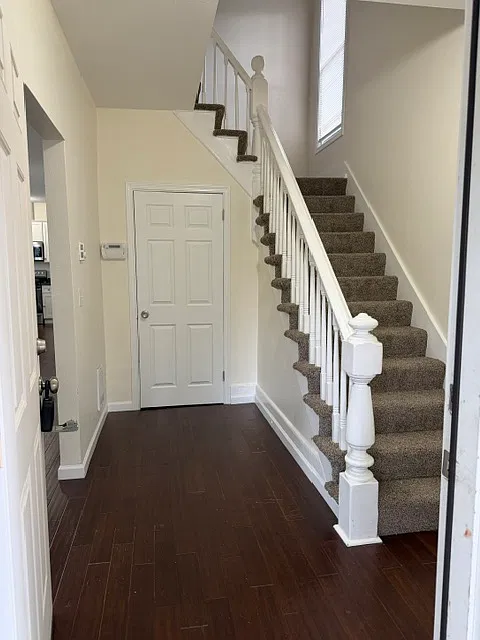 3 bed, 1700 sqft, $2,295 — Photo 4