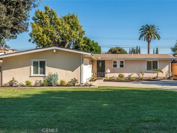 1049 E Walnut Creek Pkwy, West Covina, CA 91790