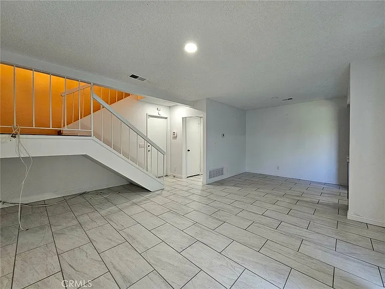 13057 Kiwi Ln — Photo 6