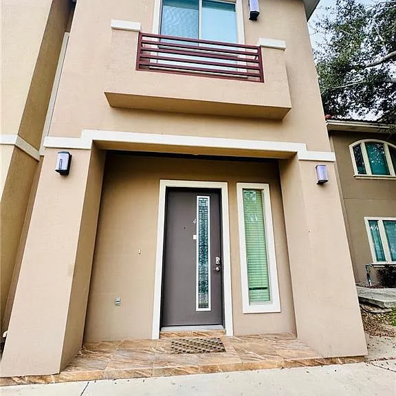 3006 S L Ln #4 — Photo 2
