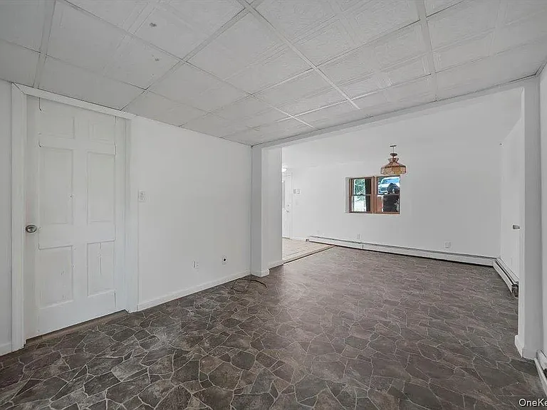 425 Old Dutch Hollow Rd — Photo 18