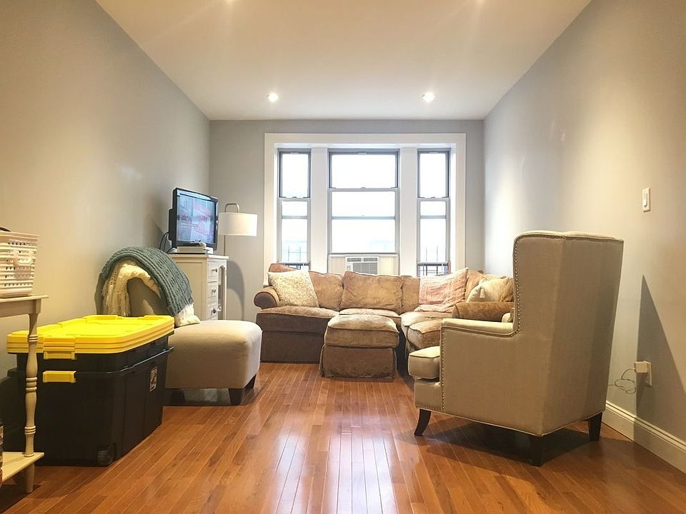 1st image of 40 Woodruff Ave APT 504