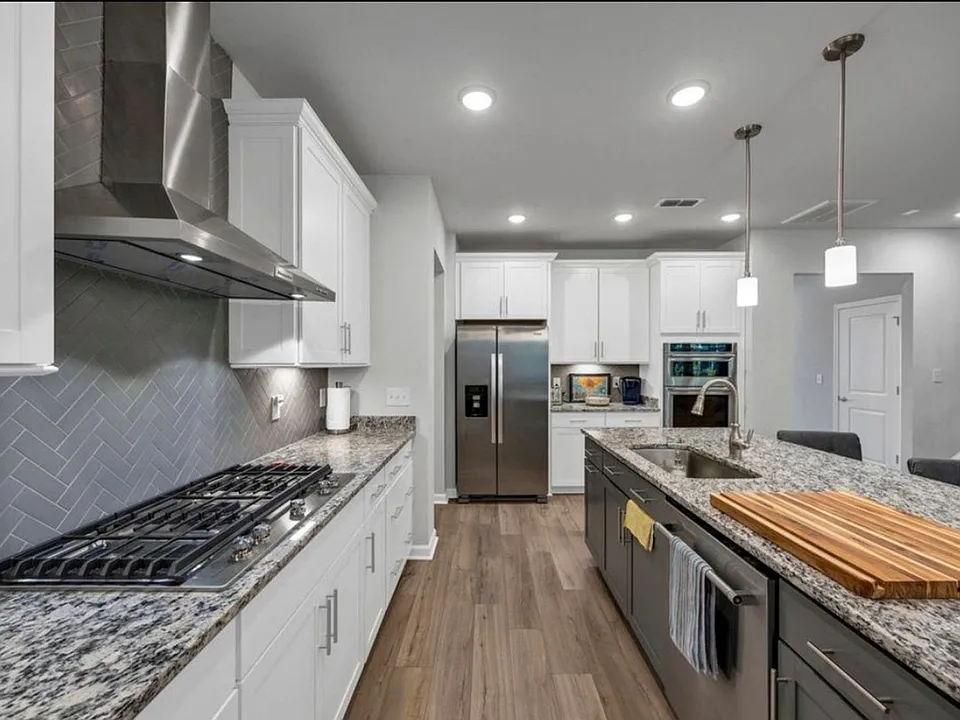 183 Schneider Ln