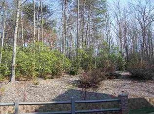 100 Lake Point Dr, Taylors, SC 29687