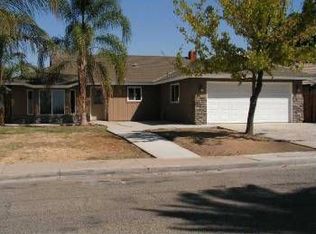 1090 E Putnam Ave, Porterville, CA 93257