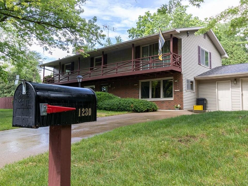 1st image of 1230 Sunset Dr