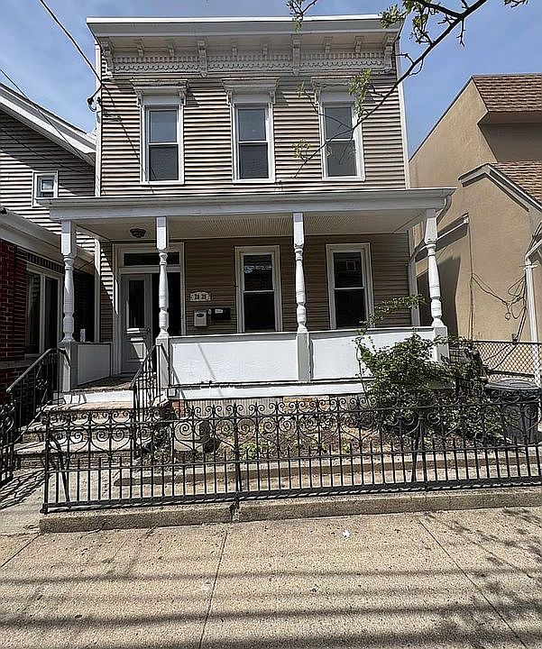 1st image of 2830 43rd St