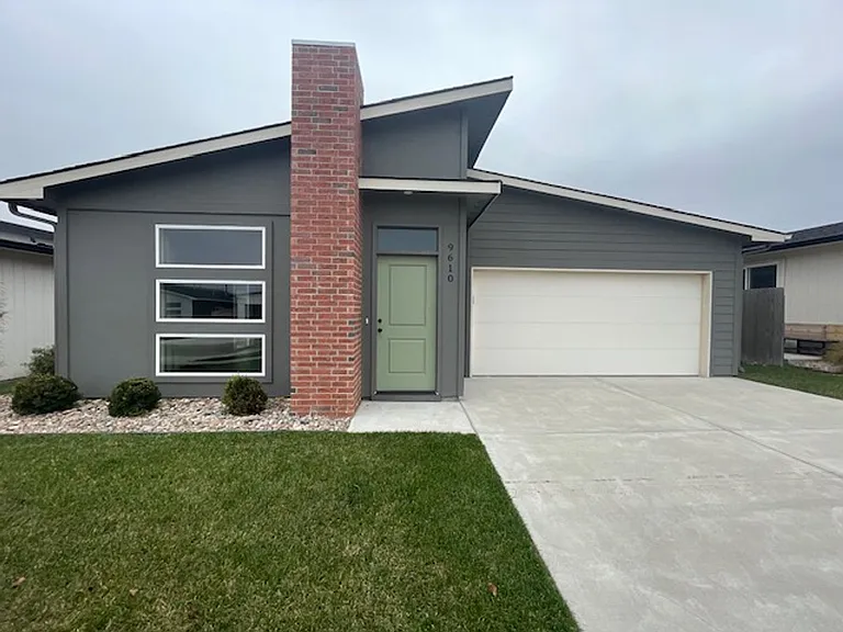 9602 E Annabelle St — Photo 1