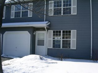509 Normandie Ln, Round Lake Beach, IL