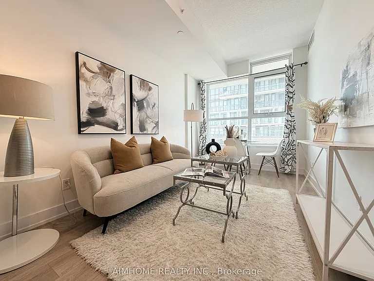 150 Fairview Mall Dr #504 — Photo 7