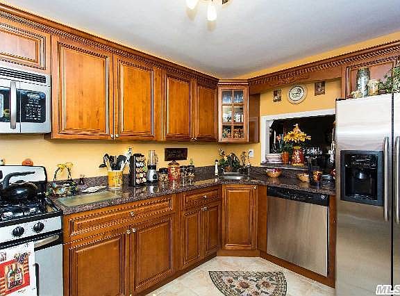 2nd image of 4016 Wilshire Ln