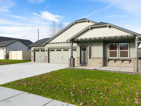 6109 Cottonwood Loop, Yakima, WA 98903