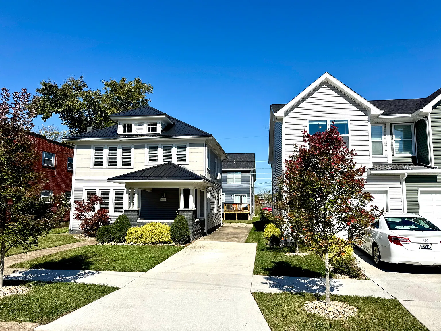3 bed, 1368 sqft, $1,995 — Photo 1