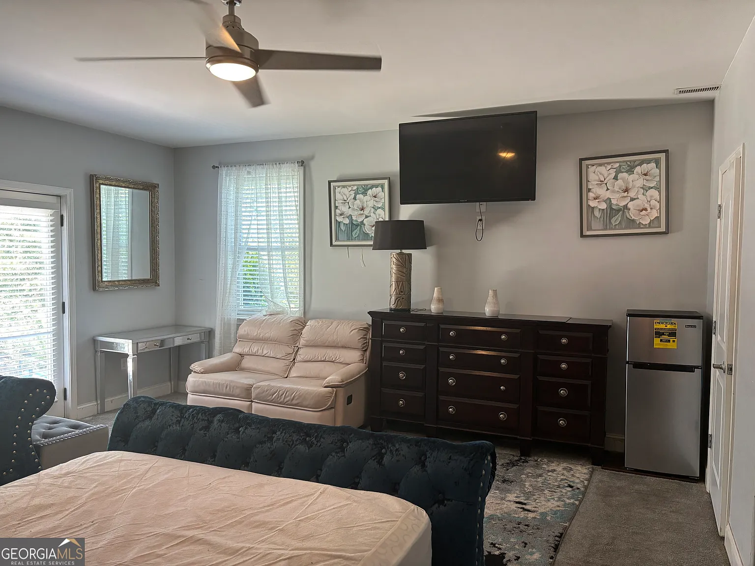 1 bed, 1.0 bath, $1,200 — Photo 2