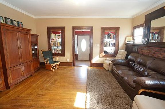 3rd image of 31 Beechgrove Ave