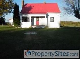 936 Indian Valley Rd, Dugspur, VA 24325