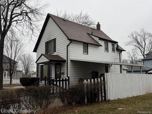 403 Maple St, Wyandotte, MI 48192