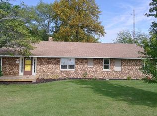 611 E Hawley St, Oxford, IN