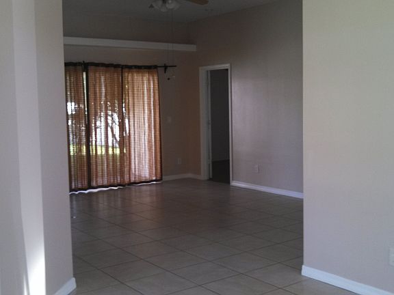 3rd image of 1005 Sedgewood Cir