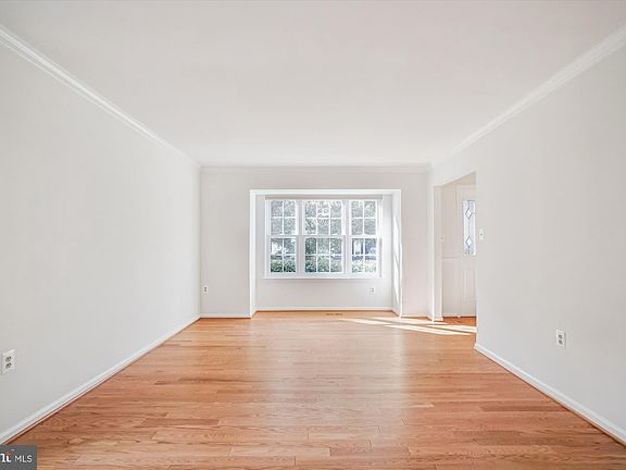 5th image of 5417 Gladewright Dr