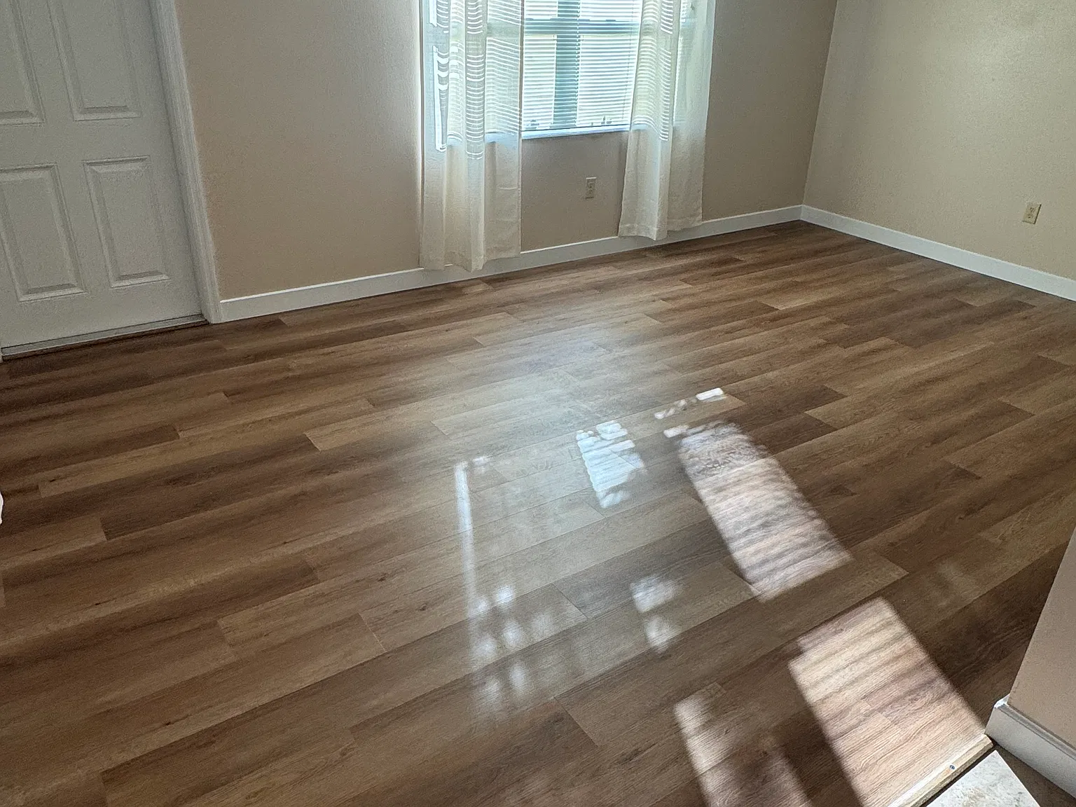 2 bed, 950 sqft, $1,650 — Photo 4