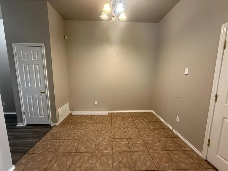 4205 Cambridge Dr #A — Photo 10