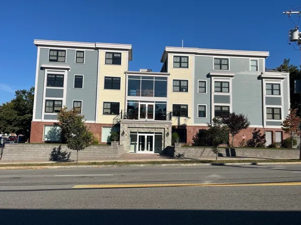 45 Spring St, West Roxbury, MA