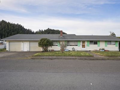 1309 Hawthorne Ave, Reedsport, OR, 97467