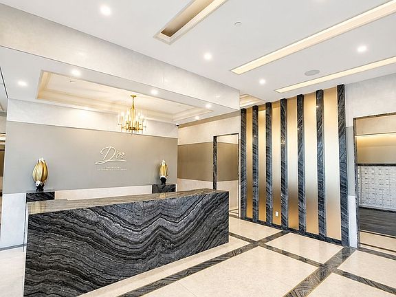 5th image of 20 Gatineau Dr #301
