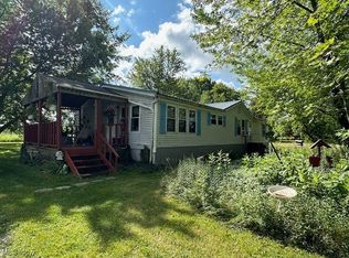 2660 Stanhope Kelloggsville Rd, Dorset, OH 44032