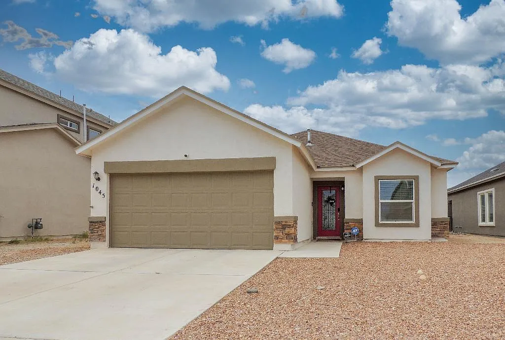 4 bed, 1658 sqft, $2,300 — Photo 1