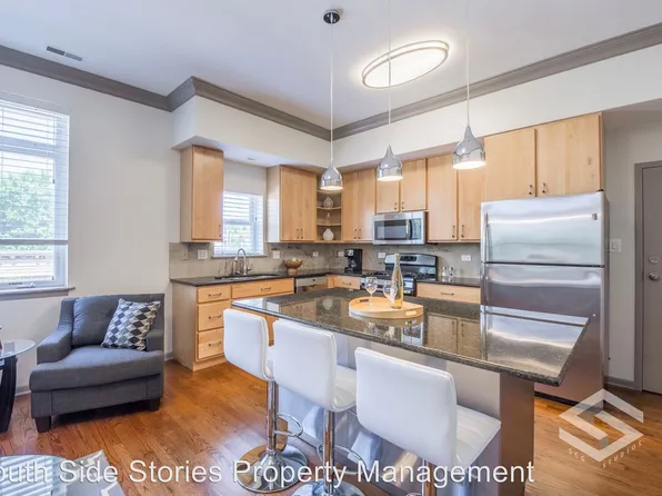 4434 S Calumet Ave, Chicago, IL 60653