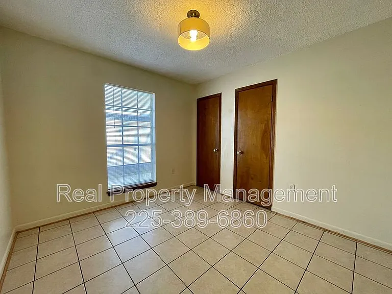 10642 Stanley Aubin Ln #C — Photo 10