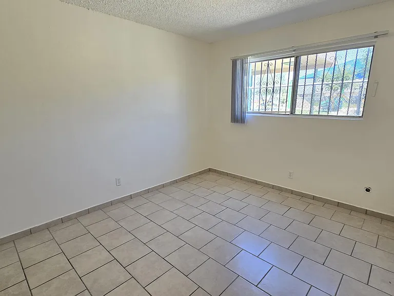 Baldwin Ave. Apartments — Photo 21