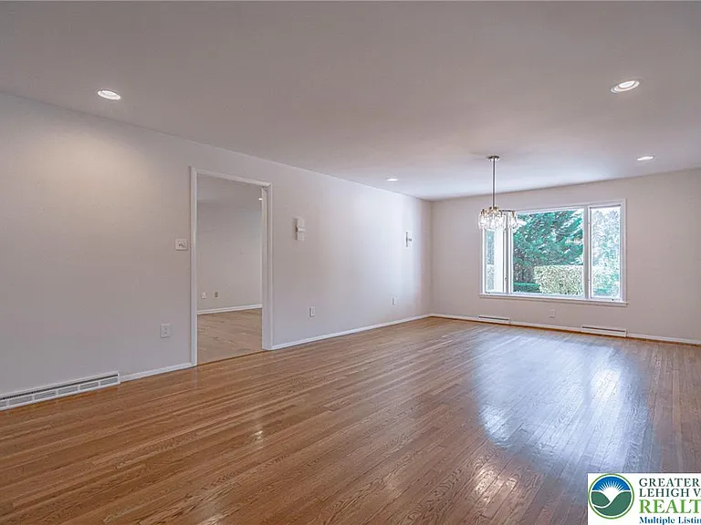 3608 S Highland St — Photo 9