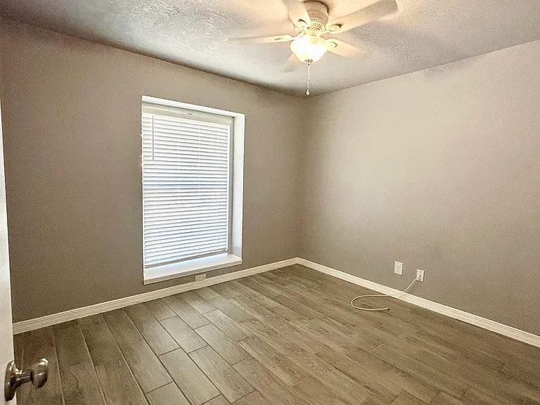 11805 Scott Simpson Dr — Photo 11