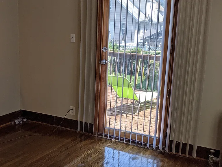 76 Bremond St #1 — Photo 12