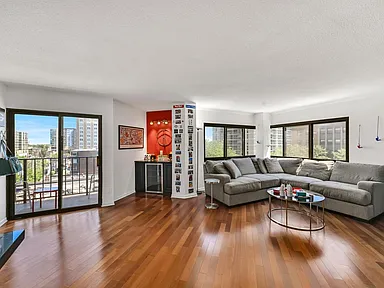 Diamond Tower - 1633 N Prospect Ave Milwaukee WI | Zillow