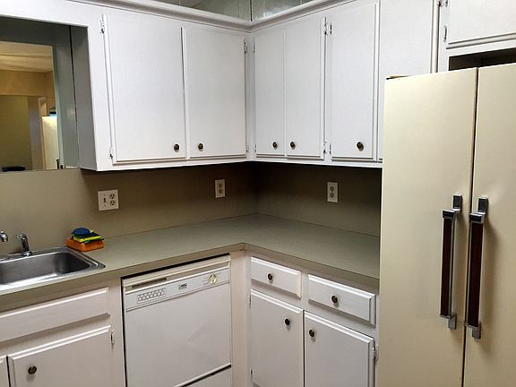 5th image of 618 Mary Lee Ln