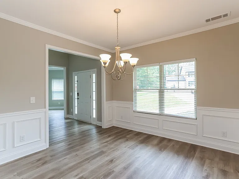 1194 Kilrush Dr SE — Photo 9