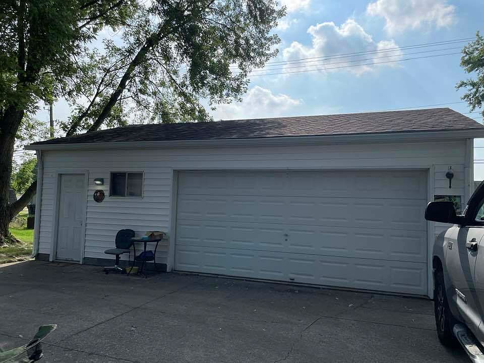 2nd image of 1020 Ashland Ave
