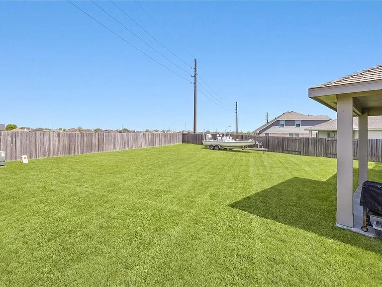 14815 Rain Tree Dr — Photo 20