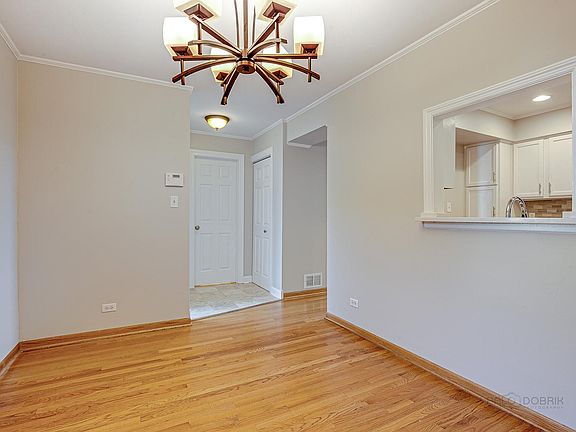 4th image of 1003 Cumberland Ct