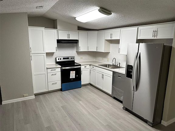 2nd image of 110 Casablanca Dr